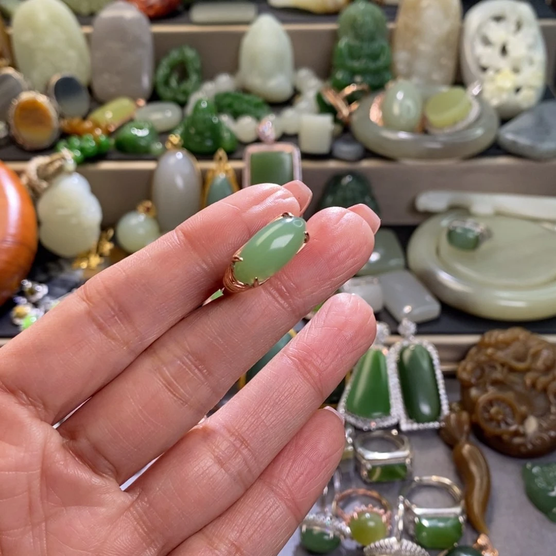 和田玉挂件银S925镶嵌小*莉