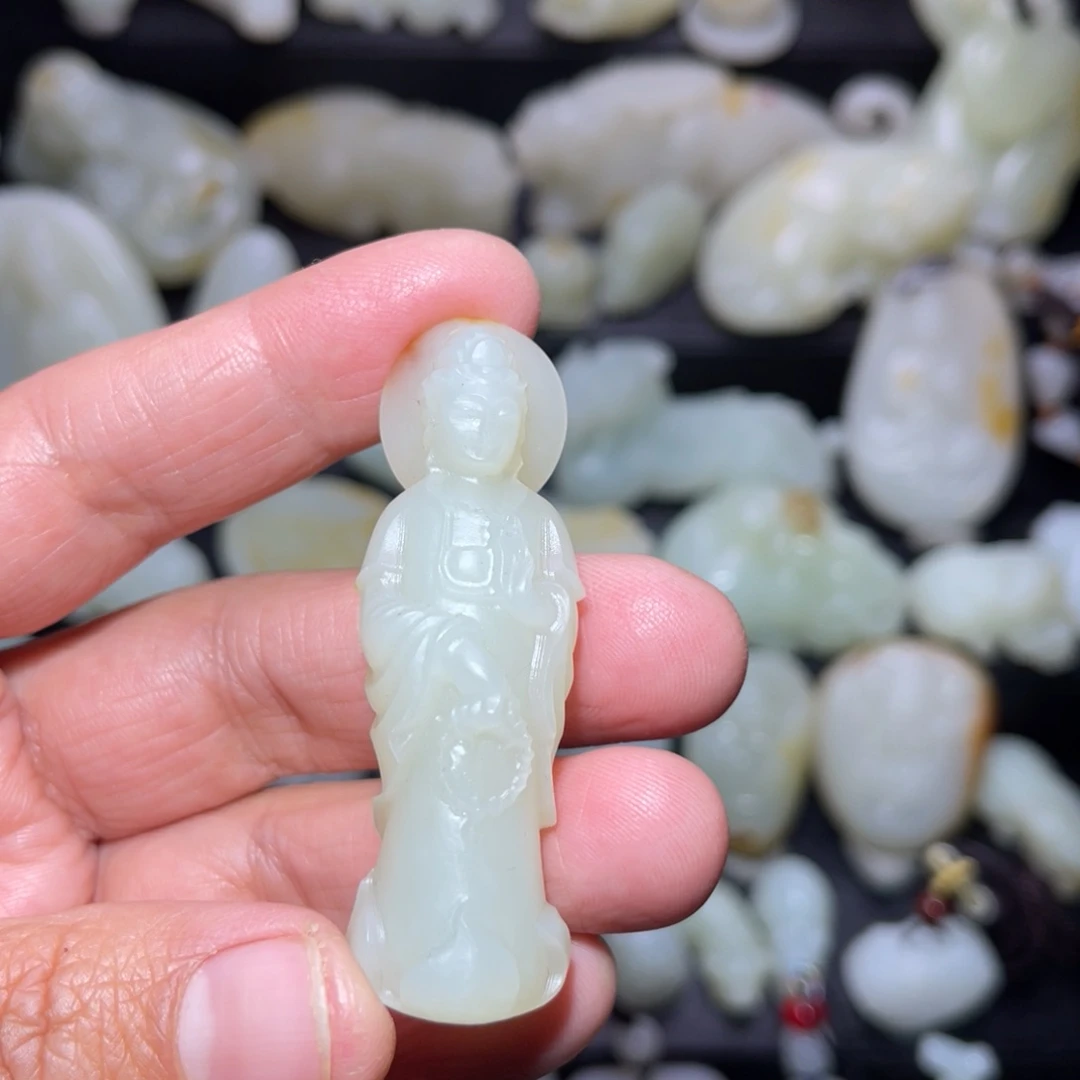 和田玉颈饰未镶嵌相*'