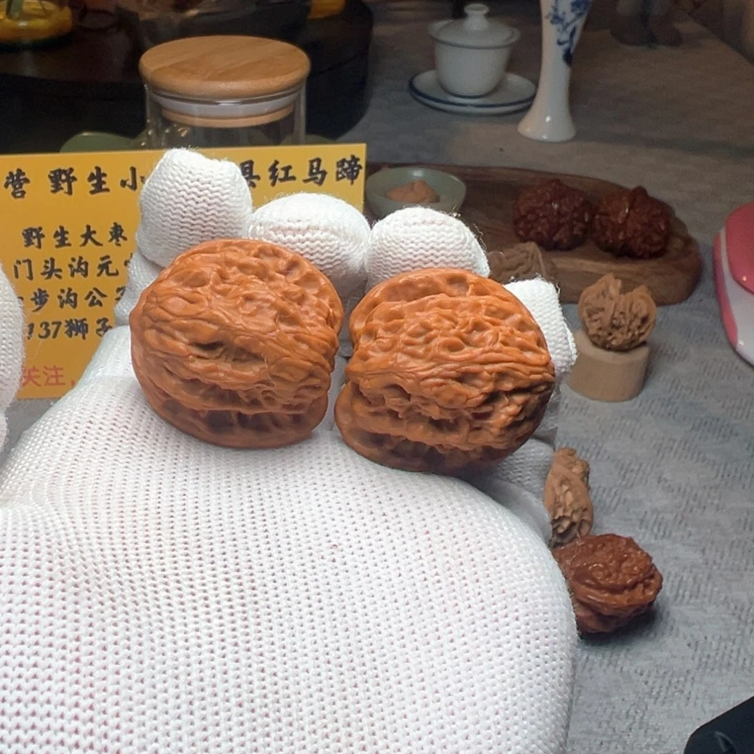 文玩核桃吊坠昌闷684