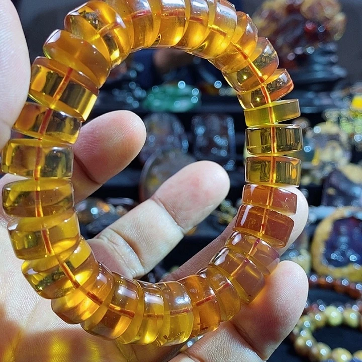 琥珀颈饰未镶嵌一