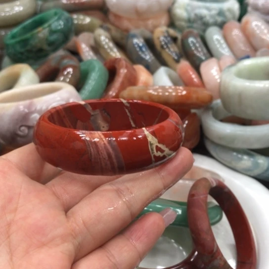 未镶嵌石英质玉珠宝半成品荒*_