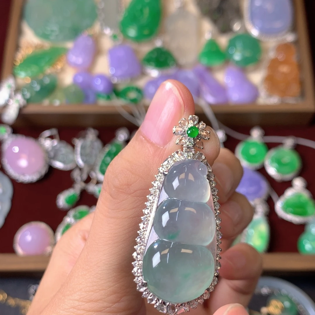 翡翠18K金镶嵌吊坠(不含链)