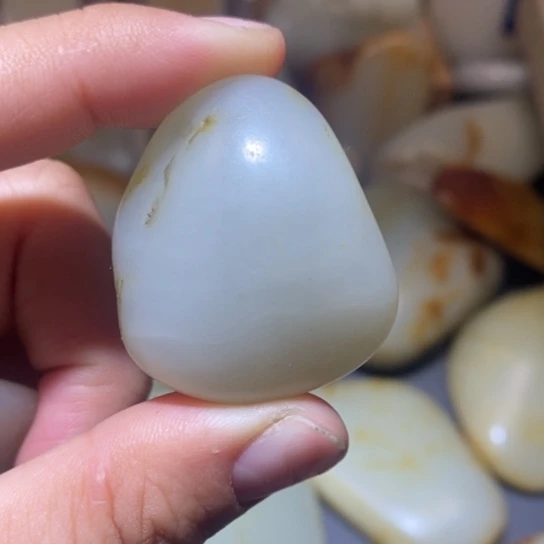 未镶嵌和田玉把件