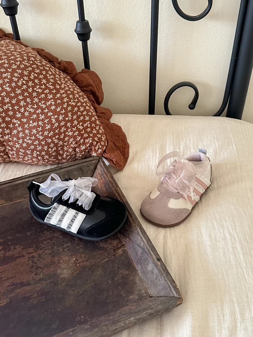 女童运动鞋2025新款秋季休闲鞋鞋时尚软底女童公主单鞋5CGES098