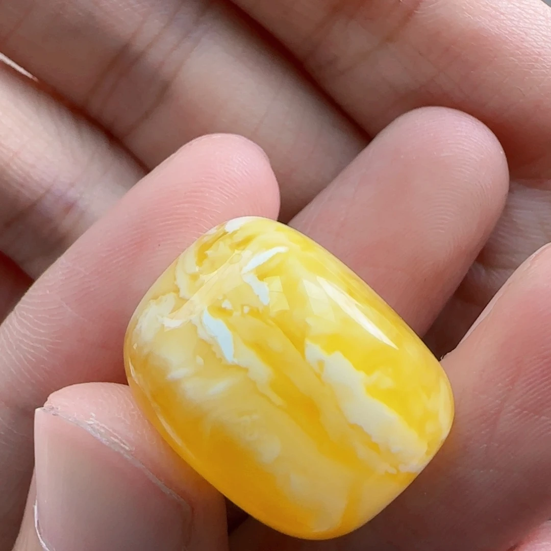 未镶嵌蜜蜡珠宝奇石