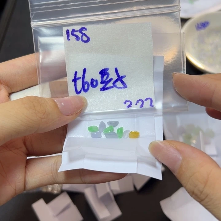 【闪购商品】定制翡翠未镶嵌我**子不退换