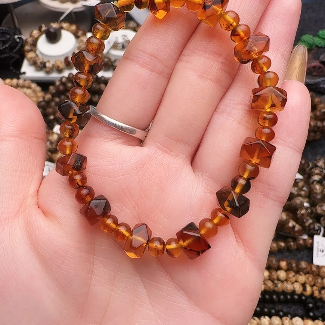 琥珀未镶嵌手链抚顺琥珀