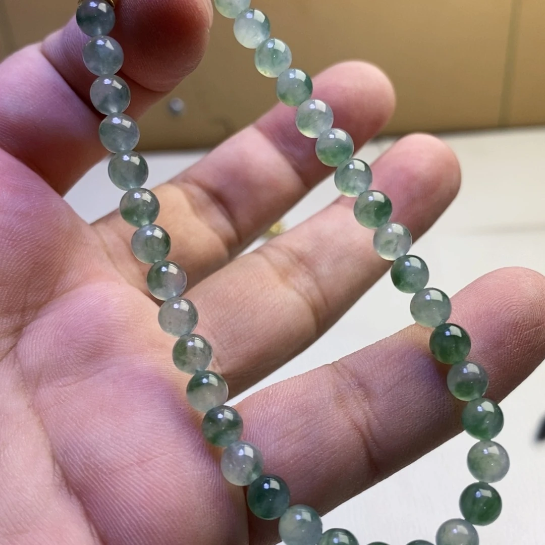 未镶嵌定制翡翠卡5.4