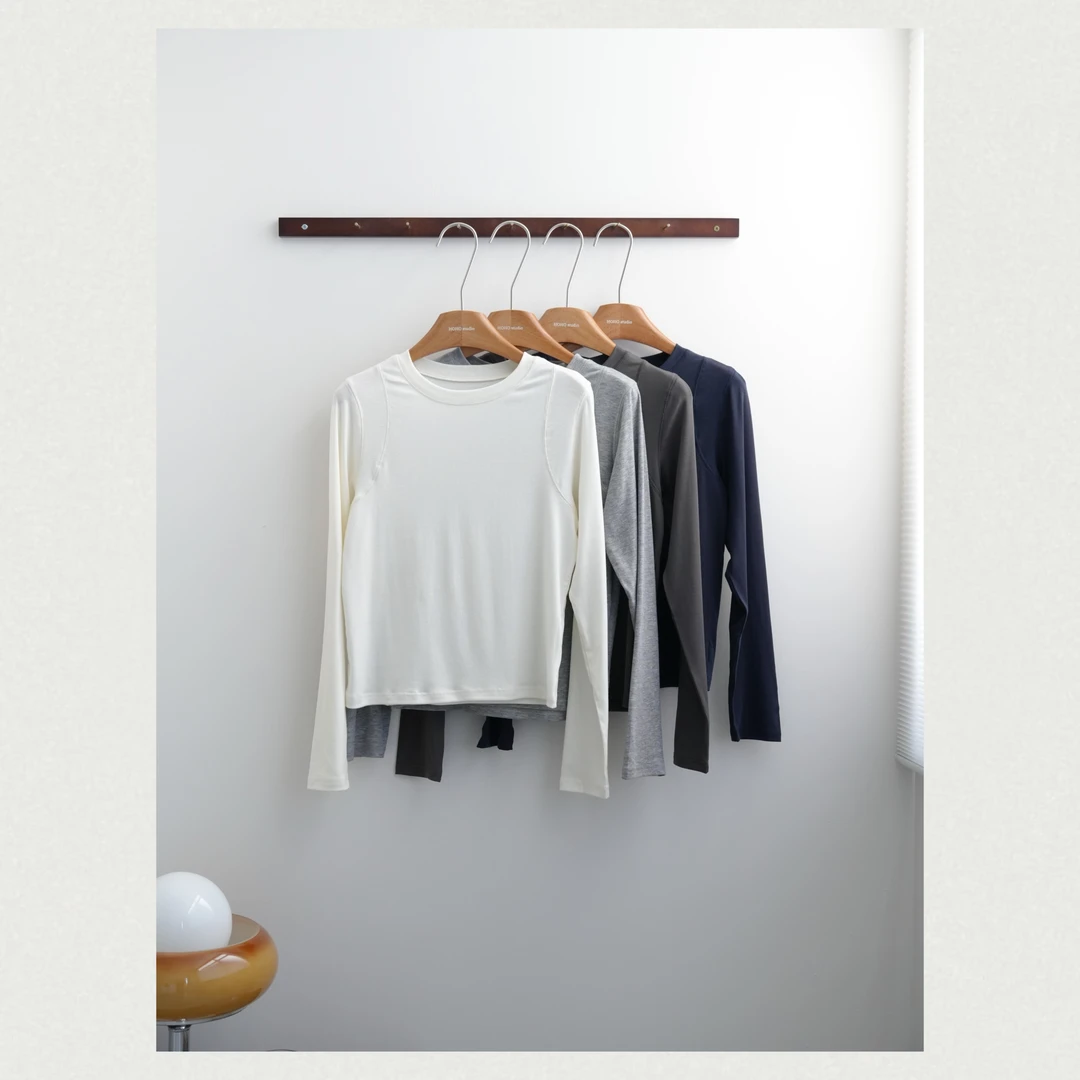 纸纸纸片人长袖简约纯色打底T恤