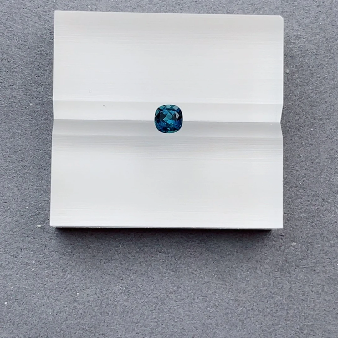 碧玺珠宝半成品未镶嵌天然全净无瑕0.72CT