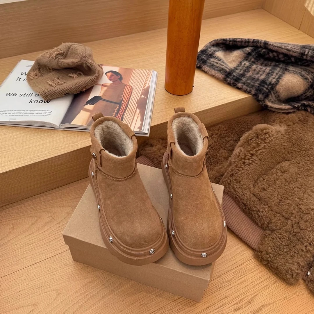 【DR专柜正品】复古铆钉厚底雪地靴女2025冬新短筒百搭加绒保暖棉鞋