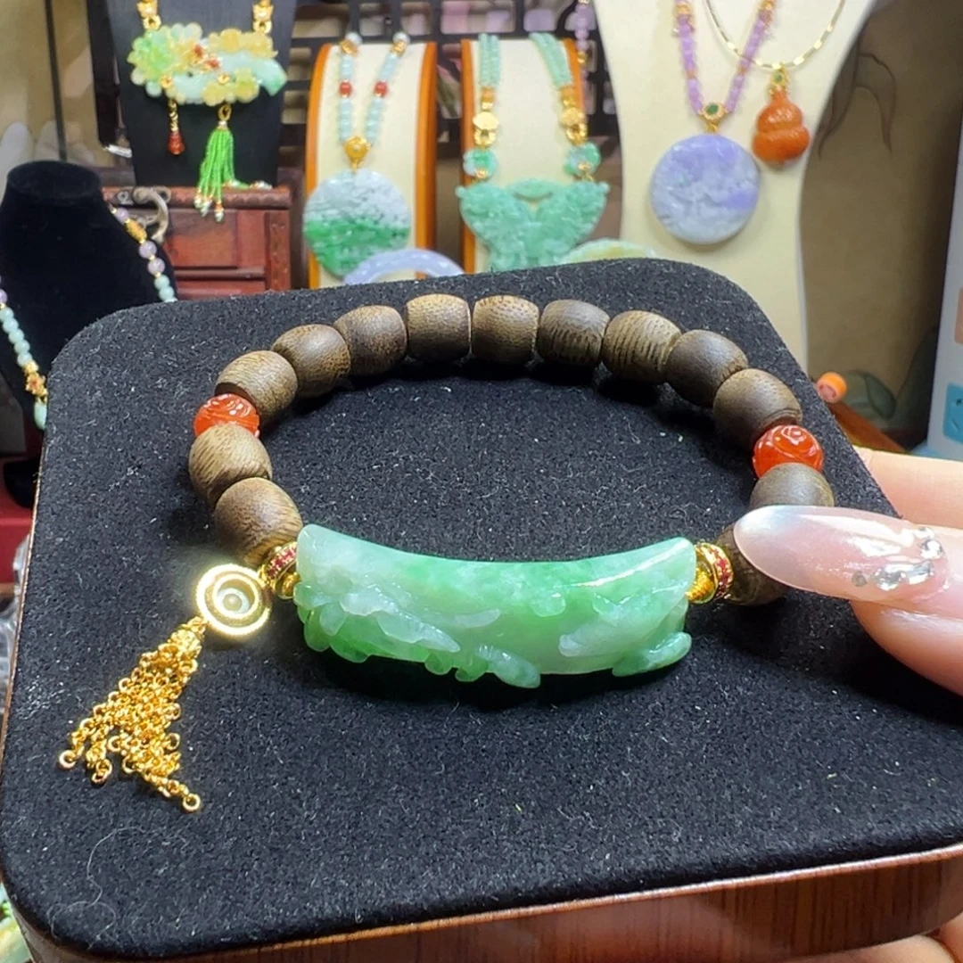 翡翠未镶嵌毛衣链冰绿手牌