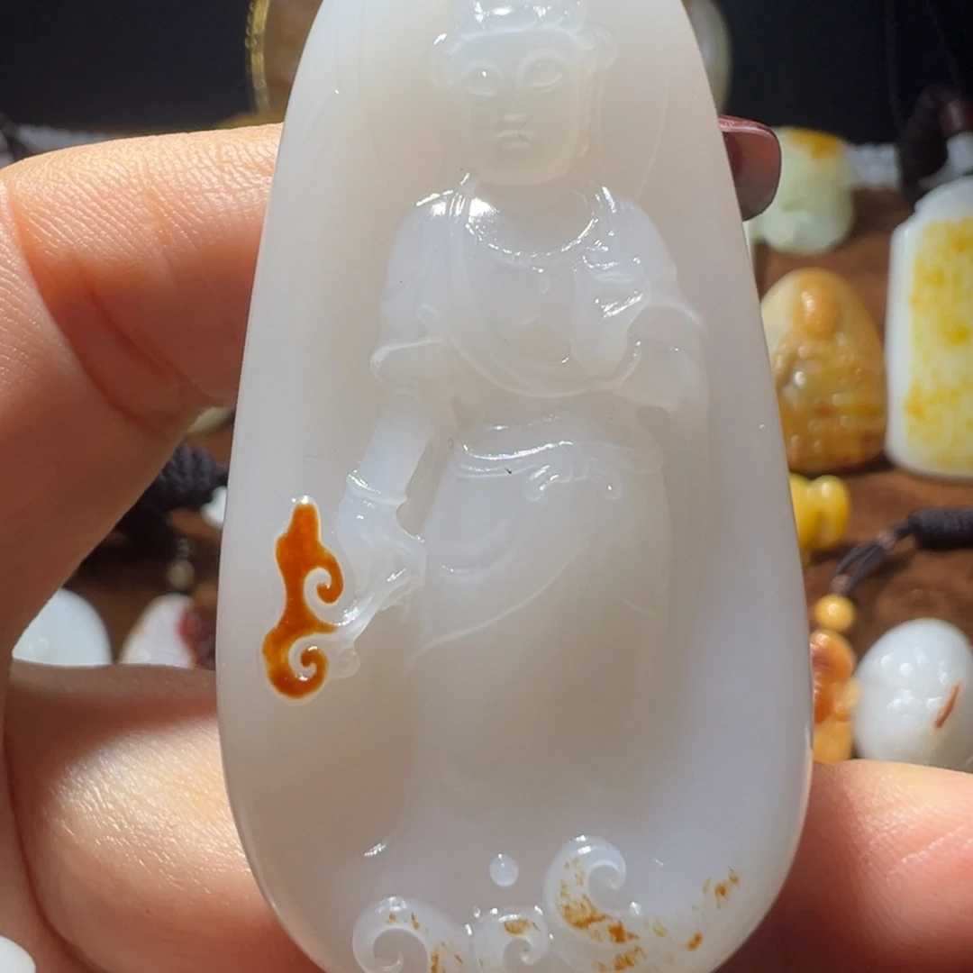 糟***忆和田玉未镶嵌颈饰