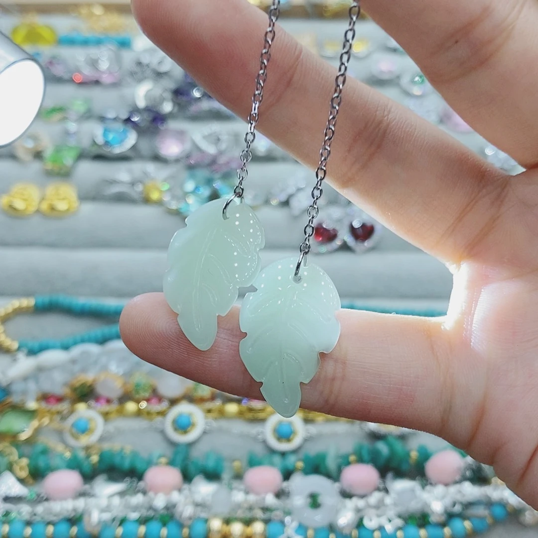 【闪购商品】银S925镶嵌耳饰托帕石