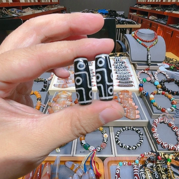 未镶嵌玛瑙/玉髓珠宝奇石