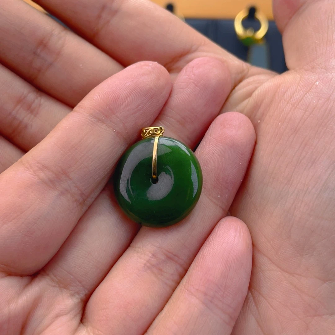 吊坠(不含链)18K金镶嵌和田玉（碧玉）平安扣吊坠