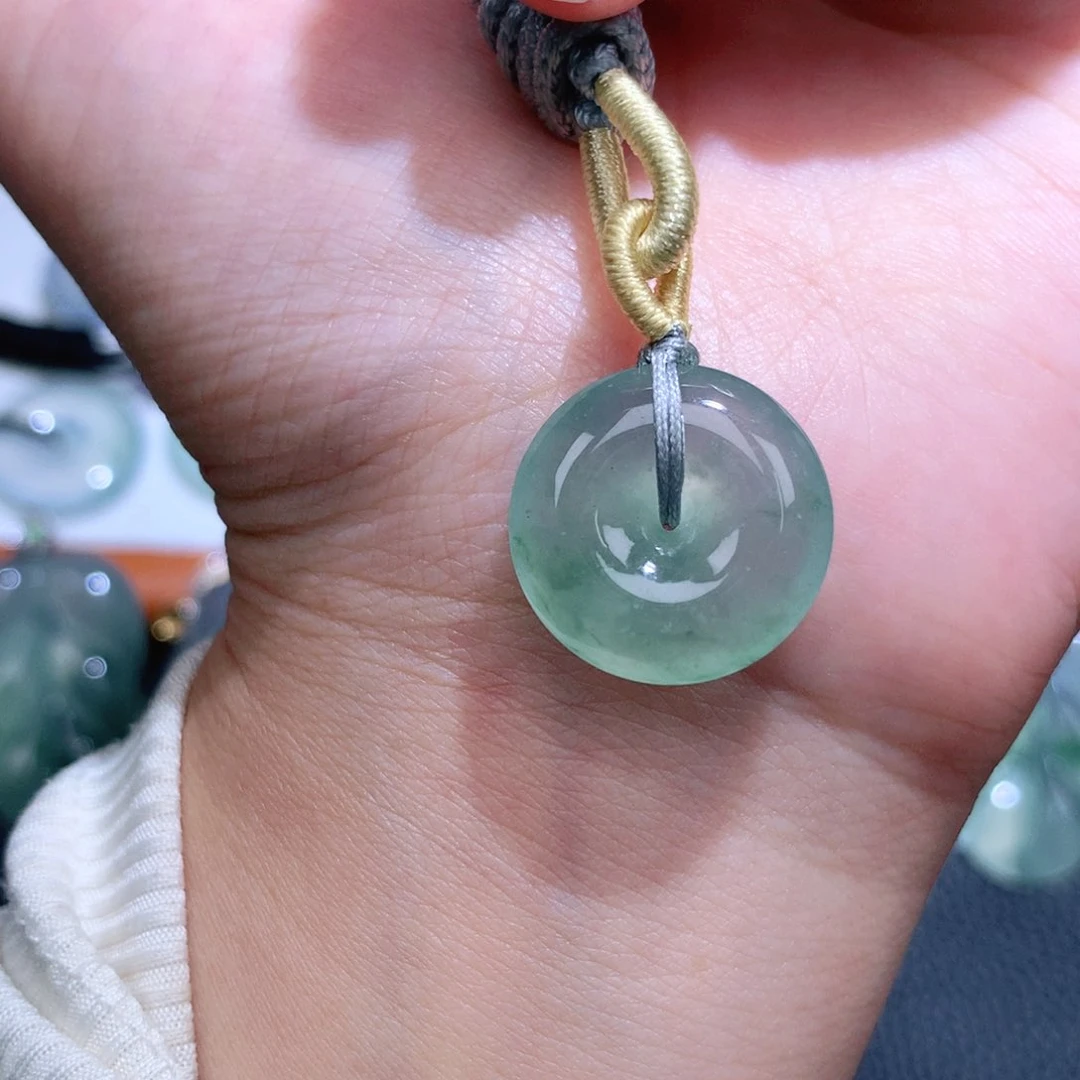 颈饰未镶嵌翡翠扣子