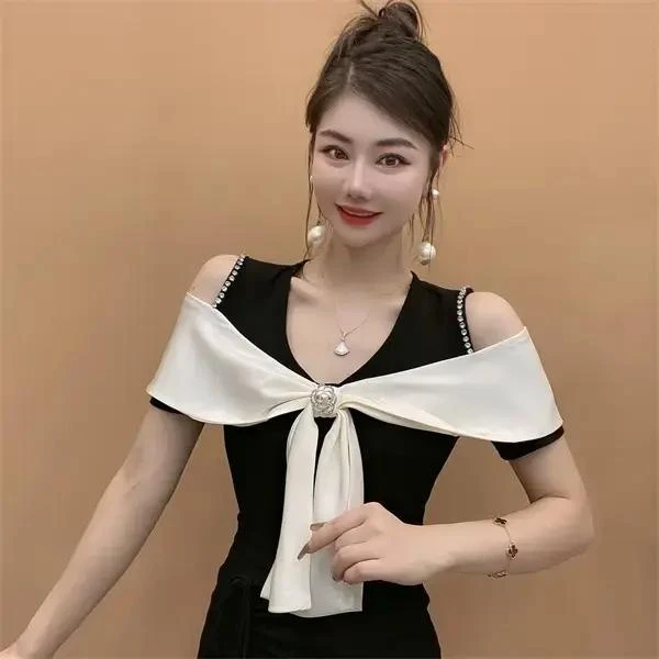 【拼色时尚】设计感拼色上衣女夏装新款性感V领露肩短袖T恤气质修身