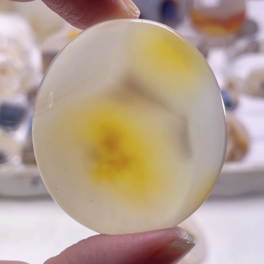 玛瑙/玉髓未镶嵌珠宝奇石