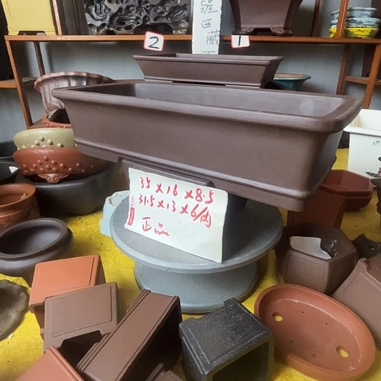 宜兴紫砂花盆一个