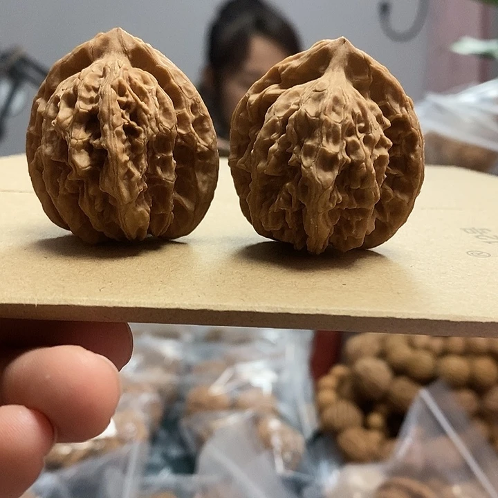 把件文玩核桃39梅枝虎小众