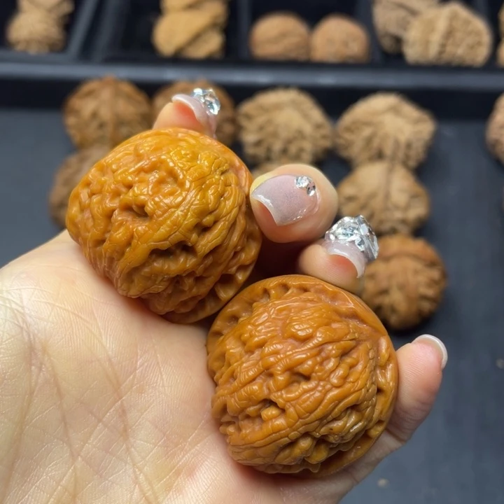 文玩核桃吊坠突突突突突突突