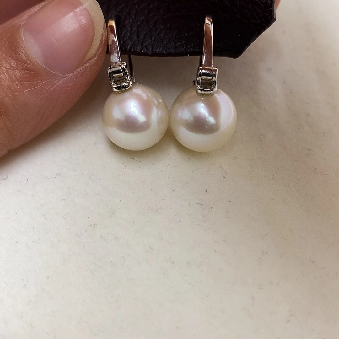 银S925镶嵌淡水珍珠耳饰