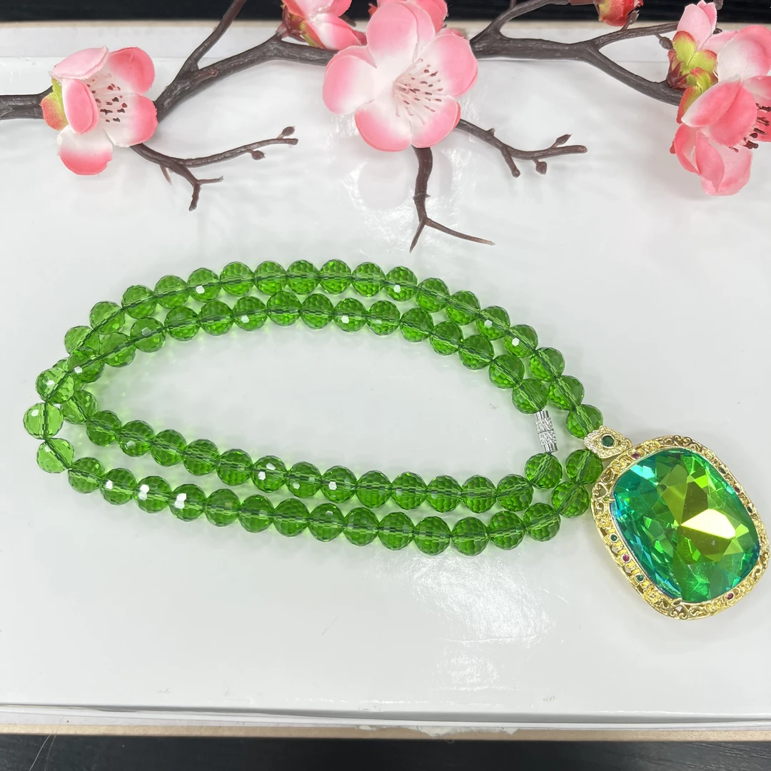 项链 典藏品 绿色简约时尚款