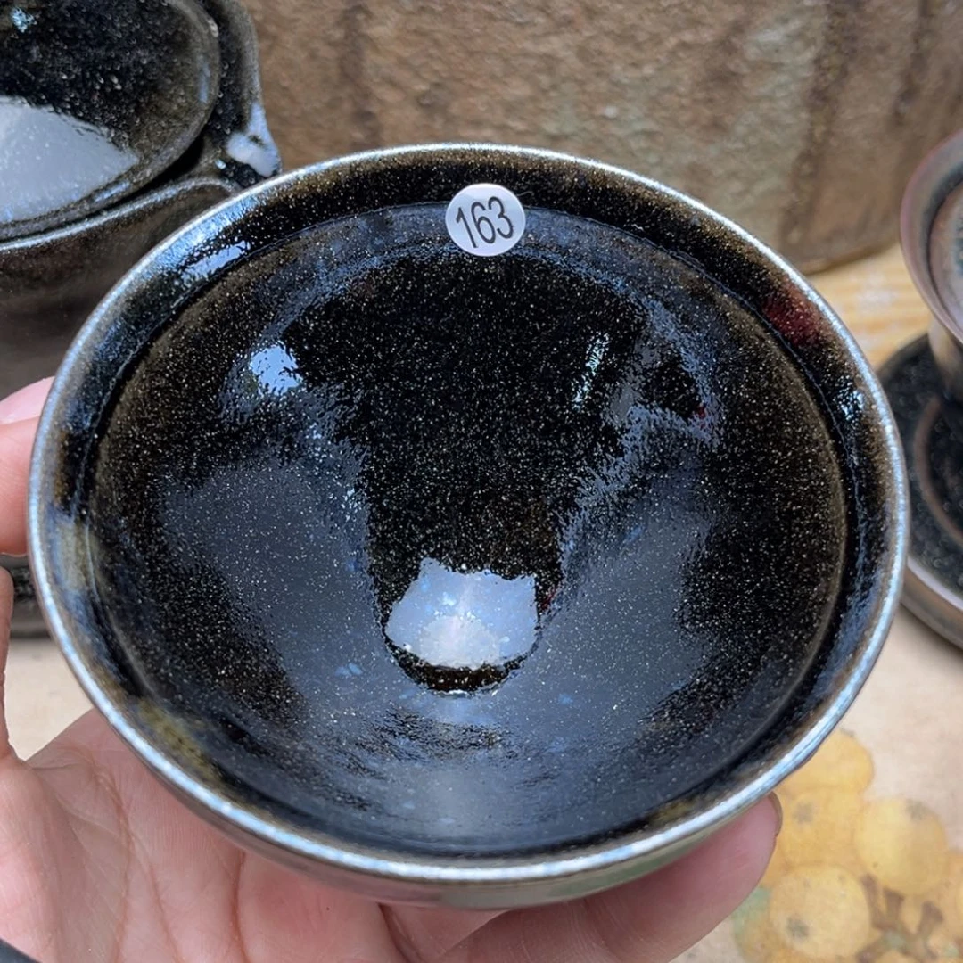 茶盏义兴龙窑坚持真柴烧