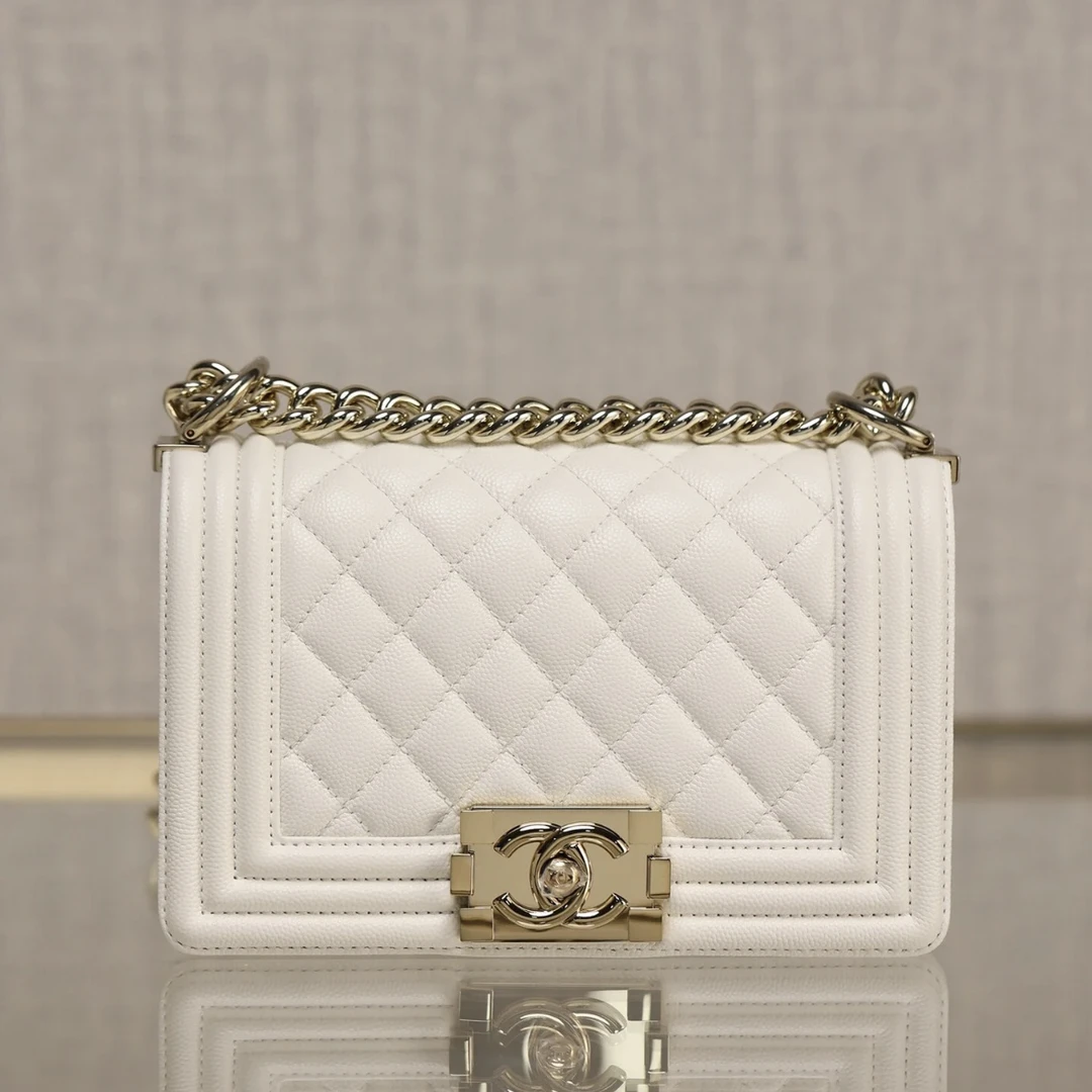 99新 Chanel/香奈儿 【杨贵妃专属】芯片白金小号荔枝牛leboy包