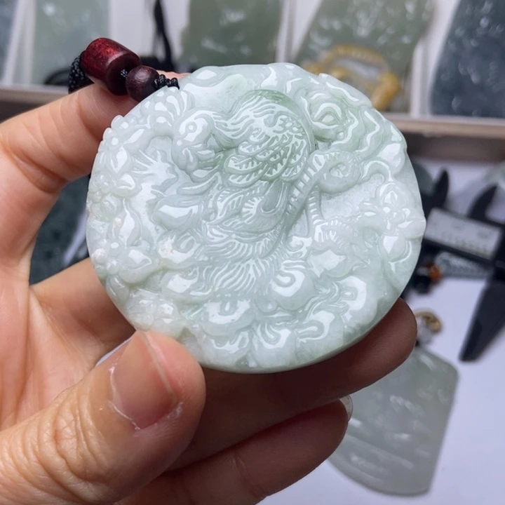 翡翠未镶嵌挂件翡翠