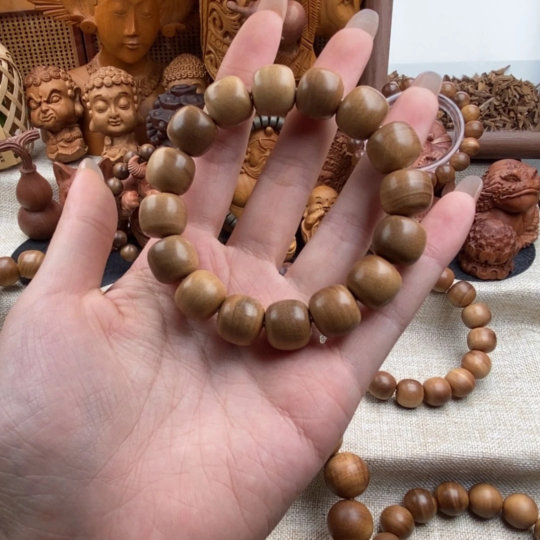 檀香木手串/手链迈索尔，老山檀香，奶香13.14（黄肉）