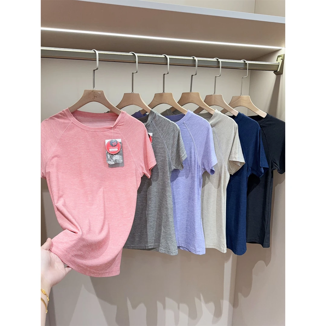 ！韩国单吸湿速干运动T女