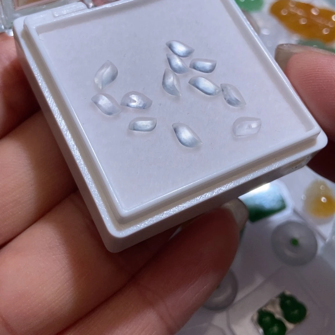 未镶嵌定制翡翠翡翠