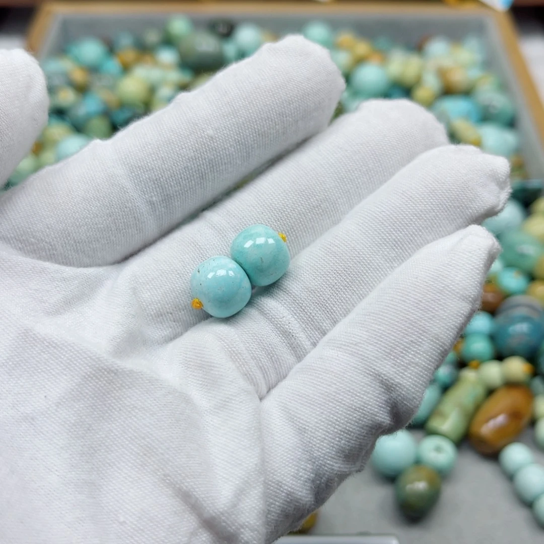 绿松石未镶嵌挂件