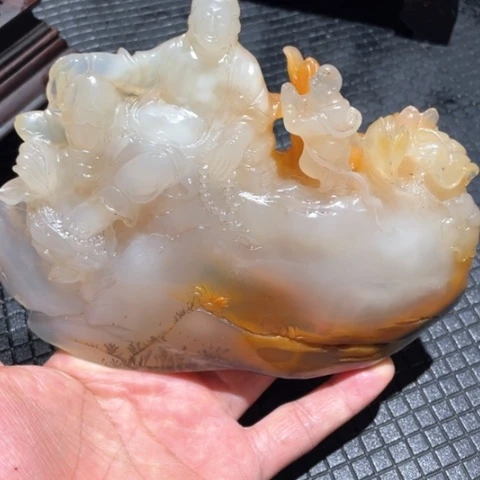 【闪购商品】未镶嵌石英质玉（黄龙玉）颈饰