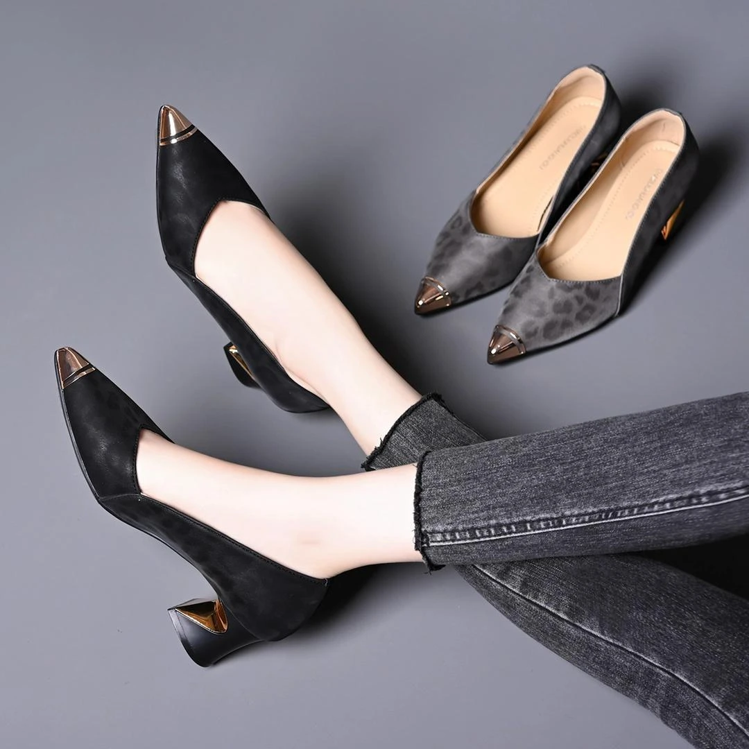 豹纹气质高跟鞋女粗跟春秋季新款金属头防踢设计法式浅口时尚单鞋