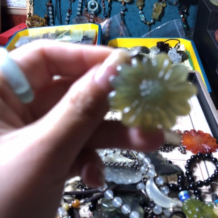 岫玉未镶嵌岫玉挂件