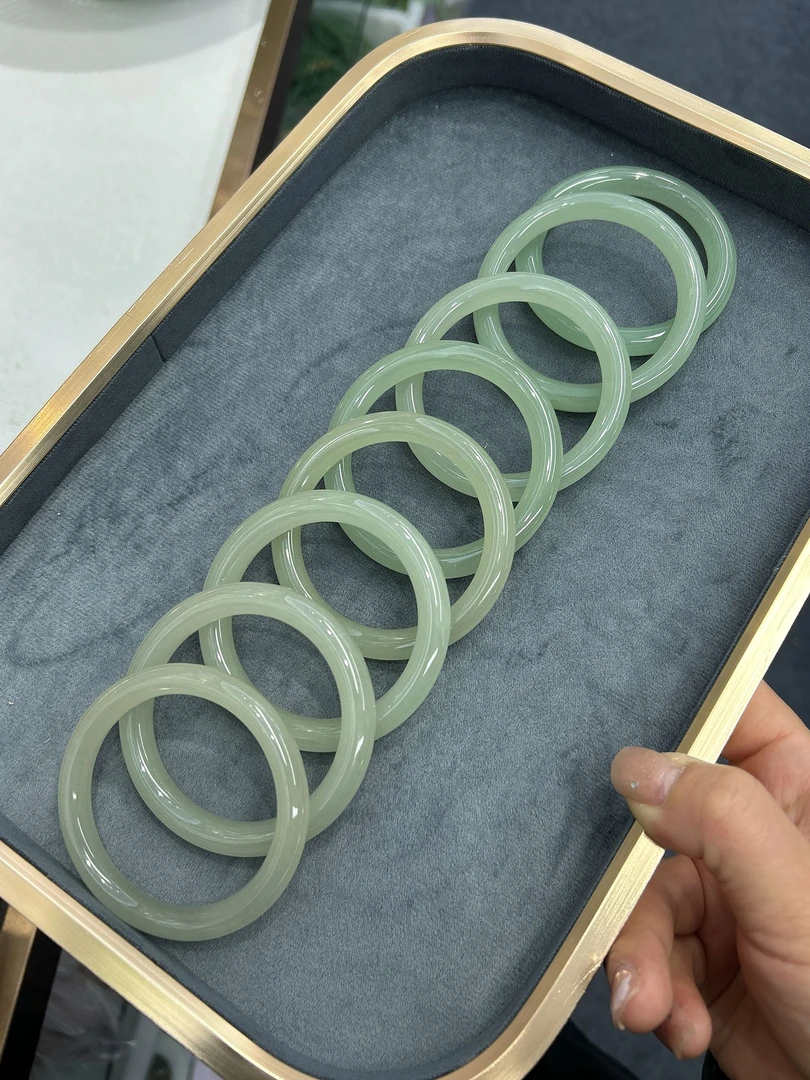 冰柚圆条手镯（有石纹水线色点色线拍一发一多样性发货）