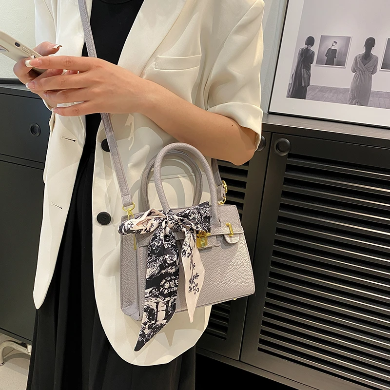 5号链接 时尚休闲百搭气质轻奢气质女士高档斜跨单肩包