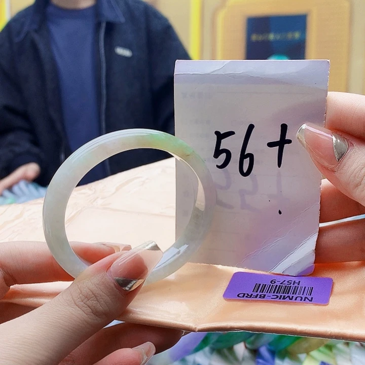 翡翠未镶嵌手镯00000……