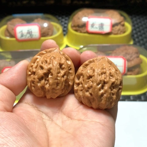 文玩核桃吊坠野生蜡皮