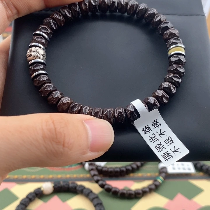 G***版手串椰蒂多棱吞金兽