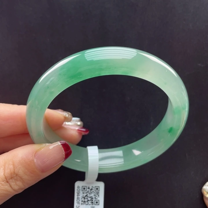 石英质玉手镯未镶嵌天****斗