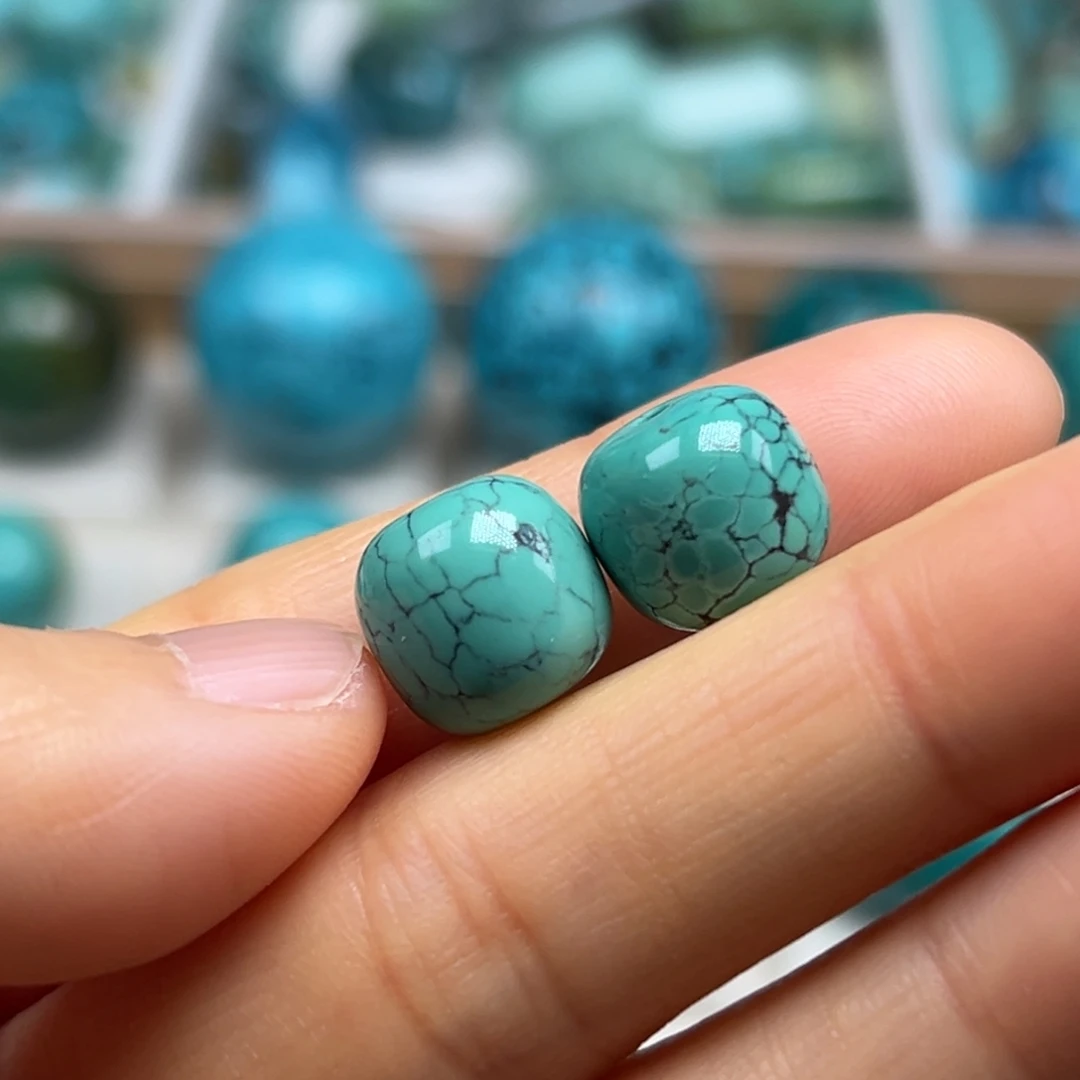 醉****绿松石未镶嵌珠宝奇石