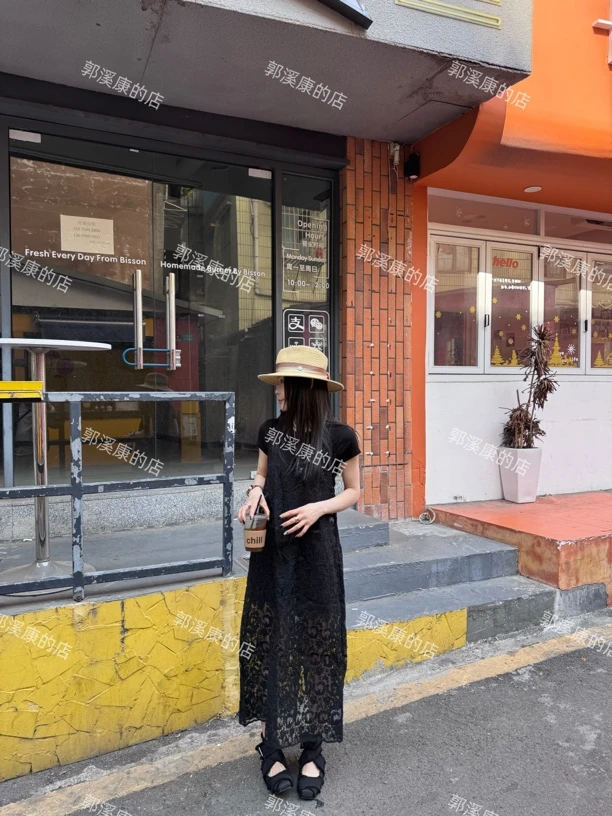 定制款早春吊带蕾丝开衩裙YERPQ