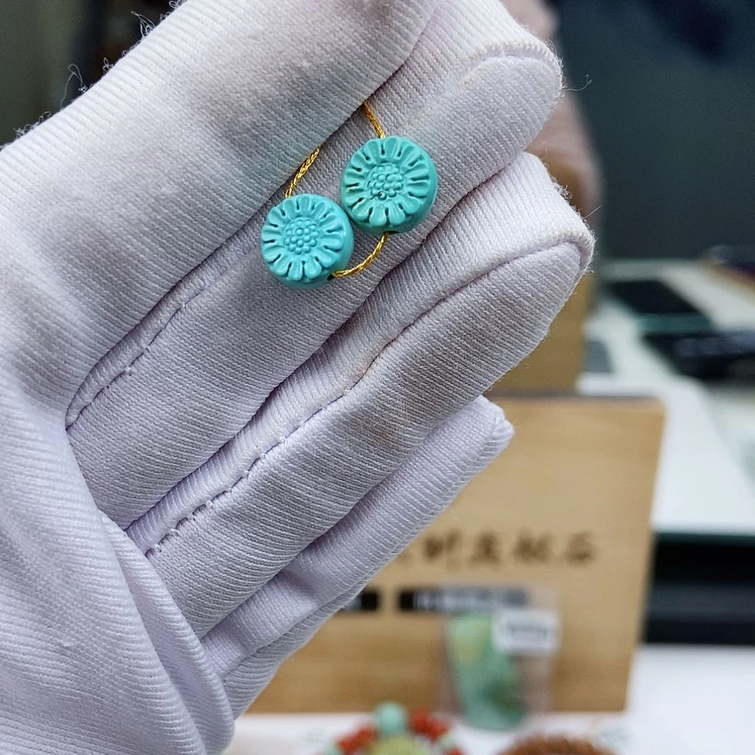 未镶嵌绿松石珠宝奇石