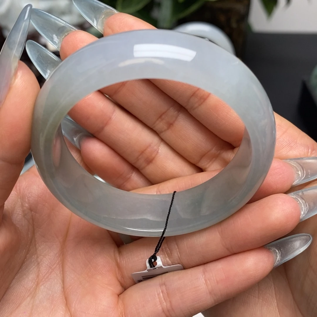 未镶嵌手镯翡翠天然