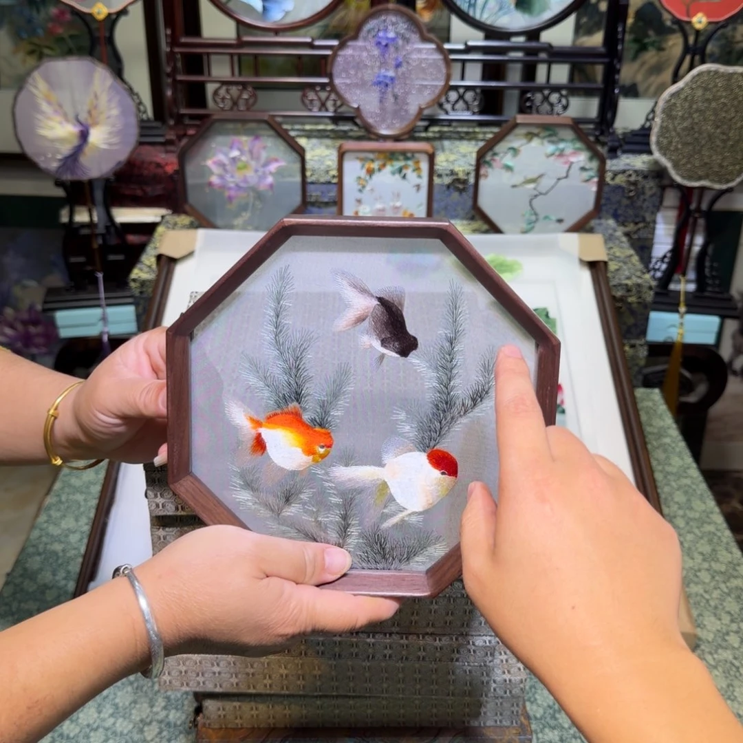 刺绣手工苏绣工艺制作技艺精湛