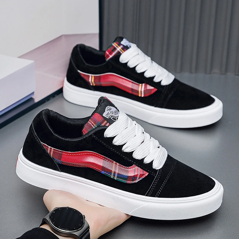 秋冬季加绒运动小白鞋男百搭韩版潮流情侣德训鞋小众透气阿甘板鞋